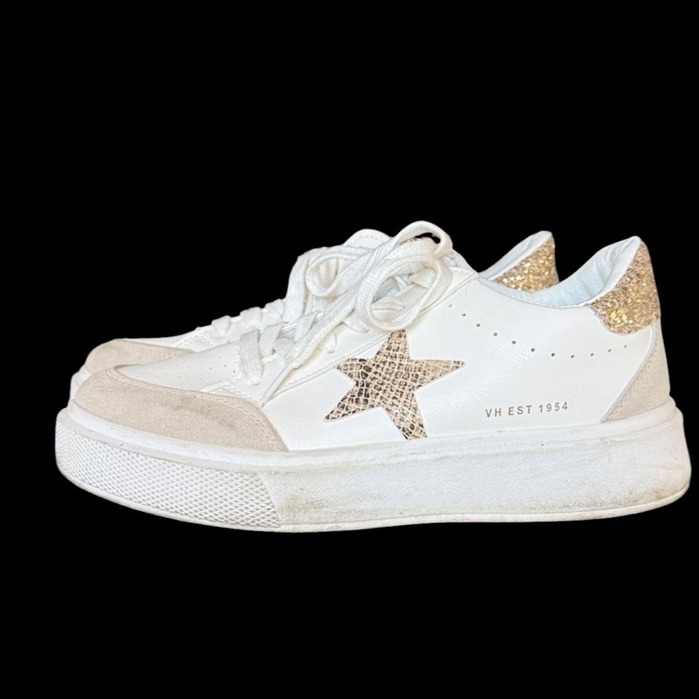 VINTAGE HAVANNA ladies 8 1/2 sneaker excellent condition size 8 1/2